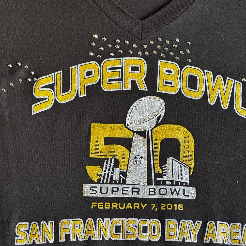 MAJESTIC WOMANS V NECK WITH RHINESTONES SUPER BOWL 2016 SZ XL - Picture 7 of 8